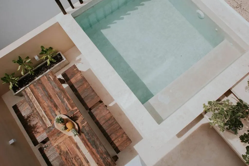 4 Story Villa, Private Pool & Jungle Rooftop Tulum 0*,  Meksika