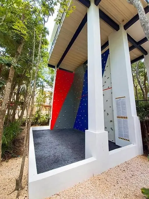 4 Story Villa, Private Pool & Jungle Rooftop Tulum Tatil Evi